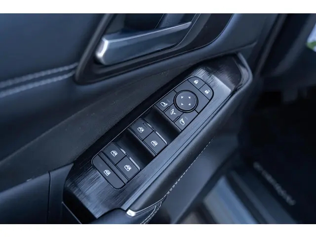 Nissan QASHQAI 1.3 MHEV Xtronic N-Connecta 2021 Benzine 36