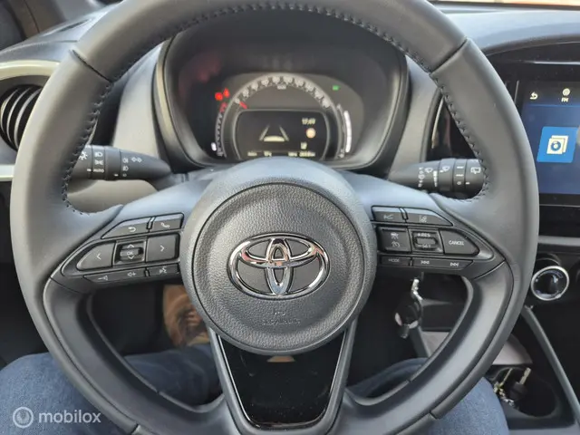 Toyota Aygo X 1.0 VVT-i MT Pulse 2024 Benzine 31