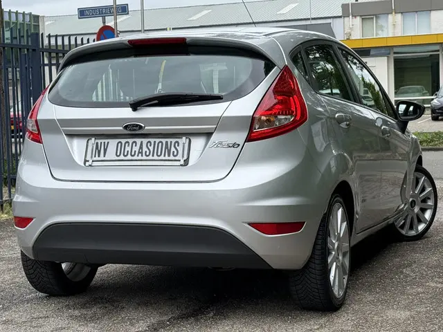 Ford Fiesta 1.25 Limited 2012 Benzine 7