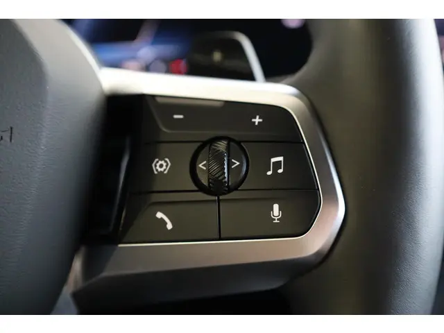 BMW X1 sDrive20i 2025 Benzine 25