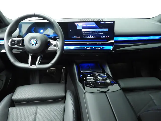 BMW i5 Touring xDrive40 2025 Elektrisch 10