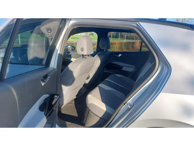 Volkswagen ID.3 Business 58 kWh 2020 Elektrisch 12