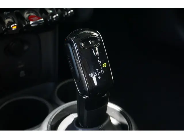 MINI 3-Deurs Cooper C 2022 Benzine 12