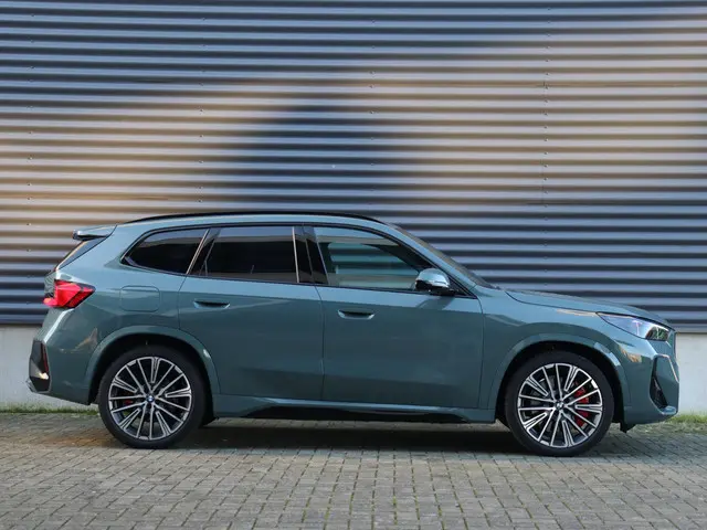 BMW X1 xDrive25e 2025 Hybride Benzine 5