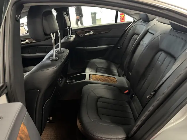 Mercedes-Benz CLS 350 2012 Benzine 11