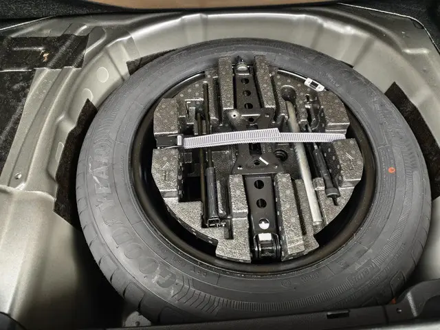 Škoda Kamiq 1.0 TSI Business Edition 2025 Benzine 34