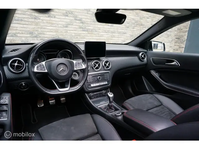 Mercedes-Benz A-Klasse 180 Prestige 2015 Benzine 19