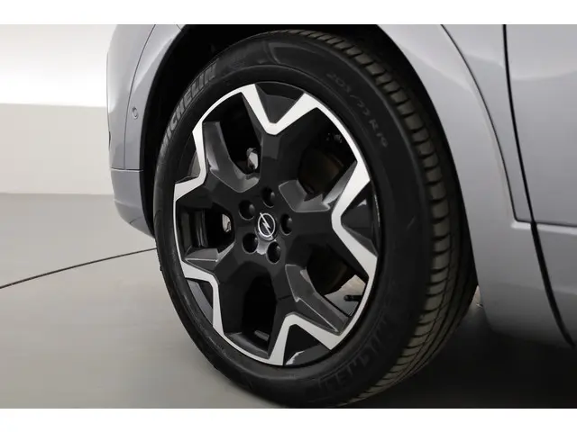 Opel Grandland 1.2 Turbo Ultimate 2024 Benzine 35