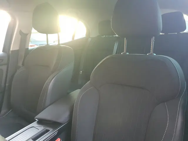 Renault Mégane 1.3 TCe Limited 2020 Benzine 48