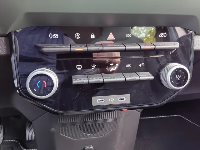 Dacia Spring Extreme 65 26.8 kWh 2024 Elektrisch 9