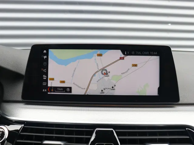 BMW 5 Serie Touring 520i 2017 Benzine 29