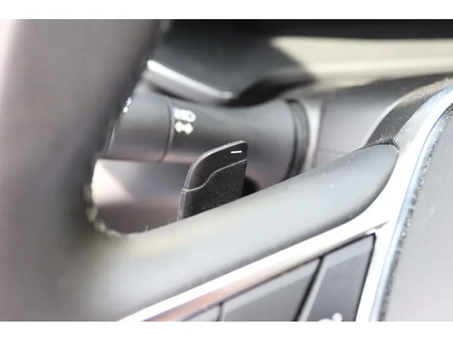 Renault Captur 1.3 mild hybrid 160 Techno 2023 Benzine 24