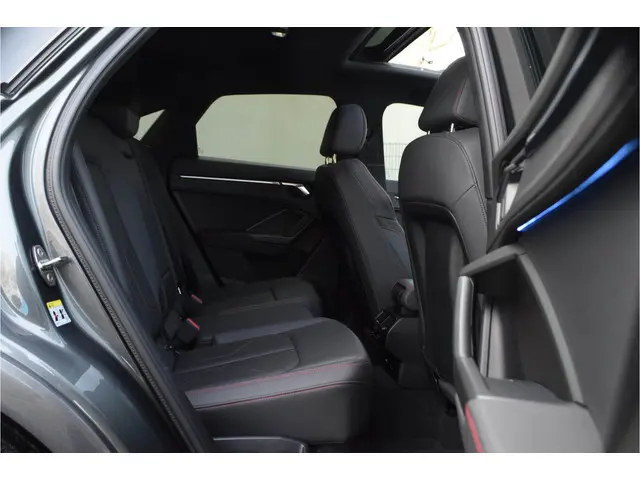 Audi Q3 Sportback 45 TFSI e 2022 Hybride Benzine 16