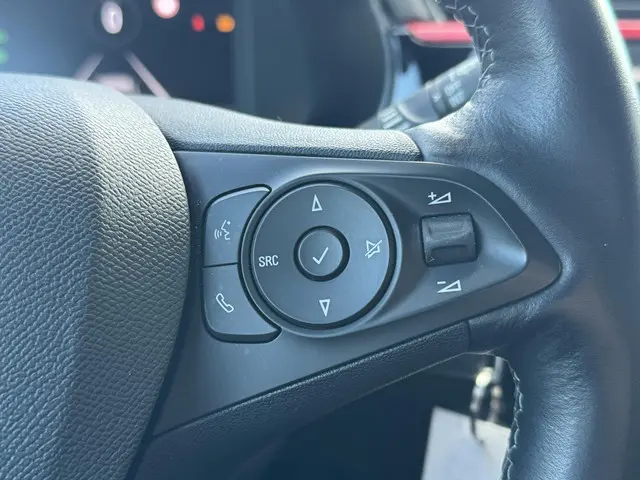 Opel Corsa 1.2 GS Line 2022 Benzine 23