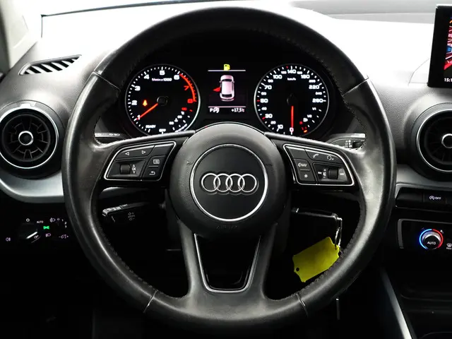 Audi Q2 35 TFSI 150pk S Line Aut- 2019 Benzine 14