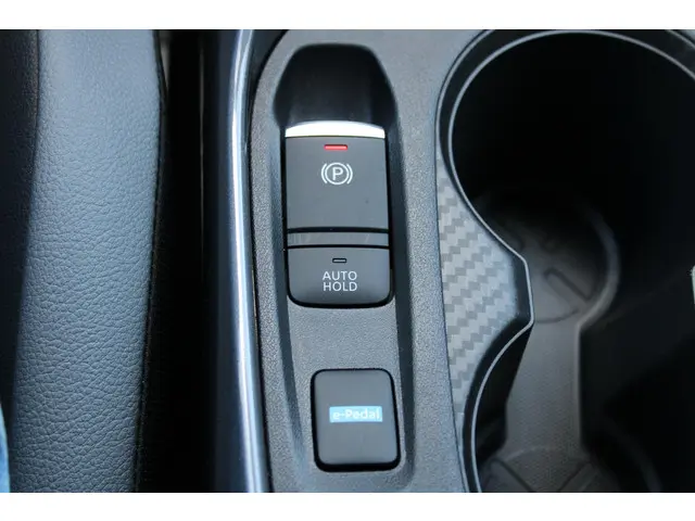 Nissan Juke Hybrid 143 N-Connecta 2023 Hybride Benzine 20