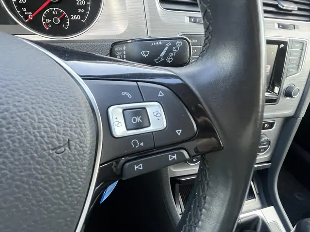 Volkswagen Golf 1.2 TSI Comfortline 2014 Benzine 24