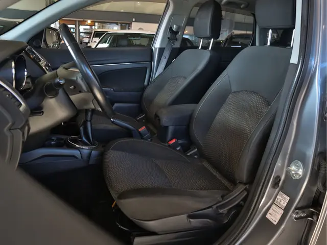 Mitsubishi ASX 1.6 Cleartec Instyle 2015 Benzine 20