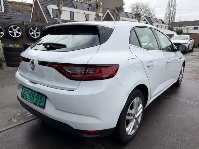 Renault Mégane 1.2 TCe Limited 2018 Benzine 6
