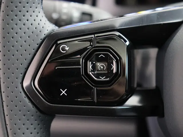 Lynk & Co 08 1.5 More 2025 Hybride Benzine 21