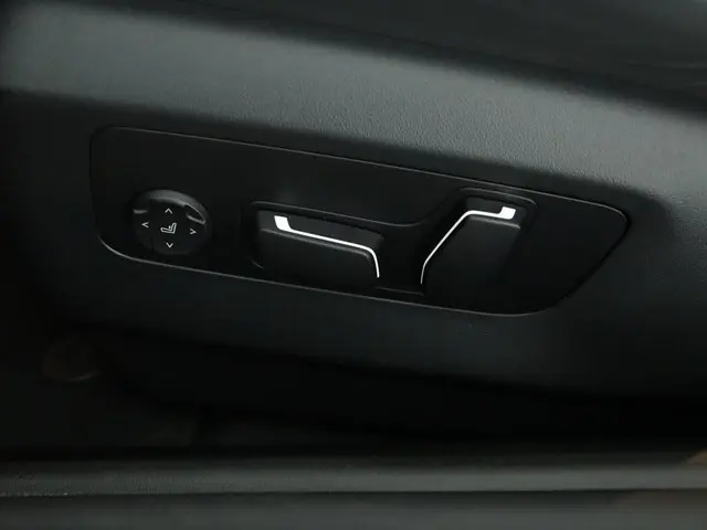 BMW M5 5-serie 2025 Hybride Benzine 32