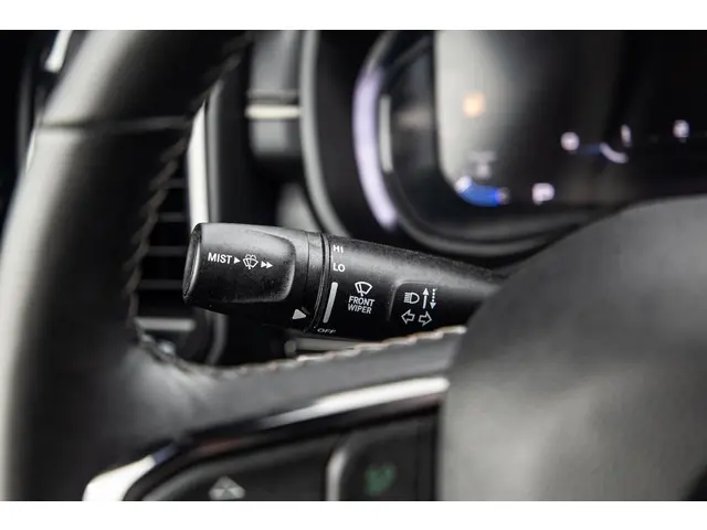 Dodge Ram 1500 5.7 V8 4x4 Crew Cab Limited 2024 Benzine 38