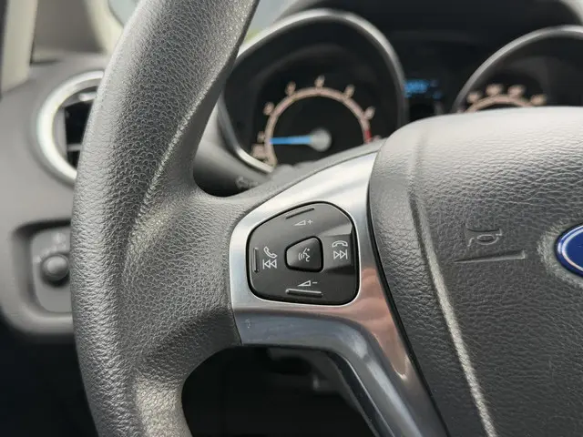 Ford Fiesta 1.0 Style 2015 Benzine 18