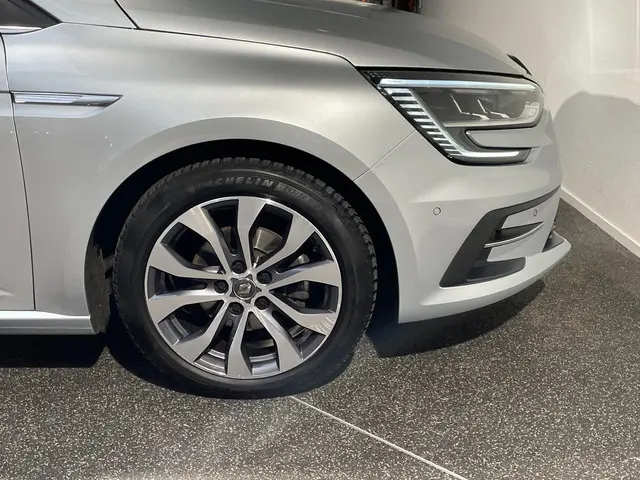 Renault Mégane Estate 1.3 TCe 140 Techno 2023 Benzine 26