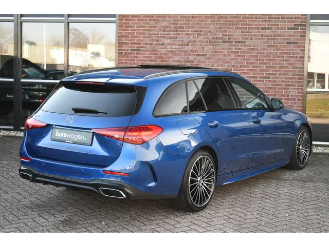Mercedes-Benz C-Klasse Estate 200 AMG Line 2021 Benzine 52