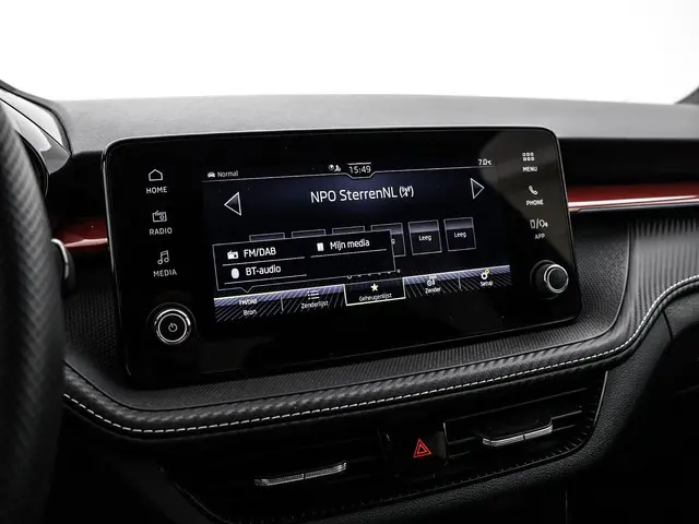 Škoda Fabia 1.0 TSI 115pk DSG Monte Carlo 2025 Benzine 10