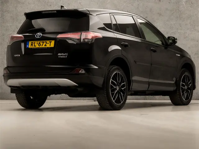 Toyota RAV4 2.5 Hybrid Sport 2016 Hybride Benzine 5