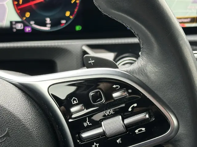 Mercedes-Benz A-Klasse 220 Advantage 2018 Benzine 51