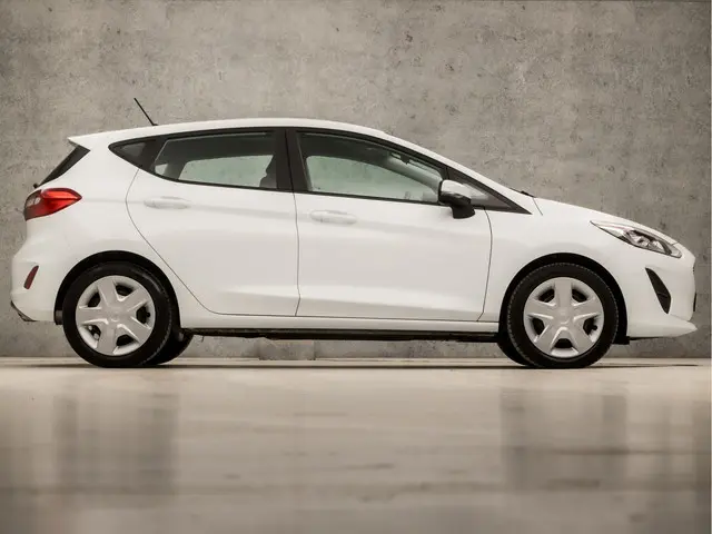 Ford Fiesta 1.1 Premium 2019 Benzine 4