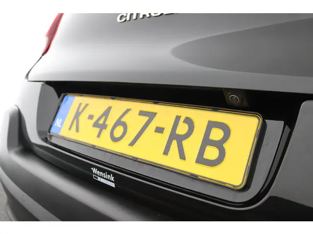 Citroën C3 1.2 PureTech S&S Shine zwart 2017 Benzine 37