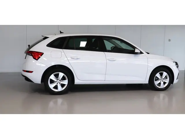 Škoda Scala 1.0 TSI Ambition 2022 Benzine 4