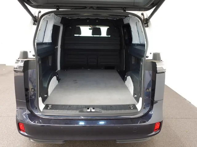 Volkswagen ID. Buzz Cargo 77 kWh 2023 Elektrisch 7