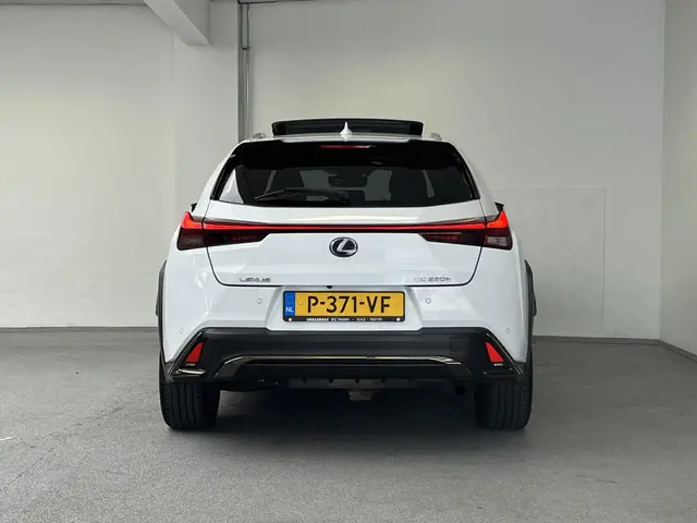 Lexus UX 250h AWD F Sport Premium 2019 Hybride Benzine 9