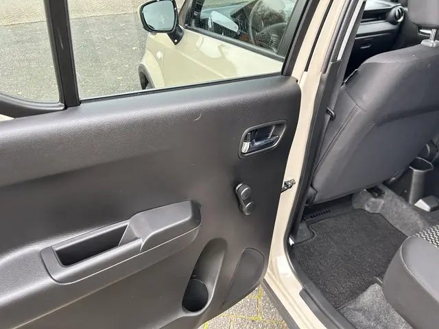 Suzuki Ignis 1.2 Smart Hybrid Select 2021 Benzine 12