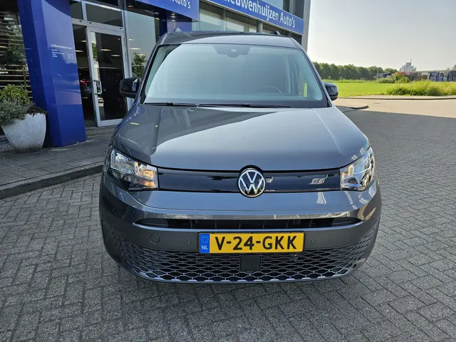 Volkswagen Caddy Cargo Maxi 2.0 TDI Style 2024 Diesel 5