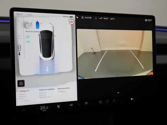 Tesla Model 3 RWD 60 kWh 2024 Elektrisch 39