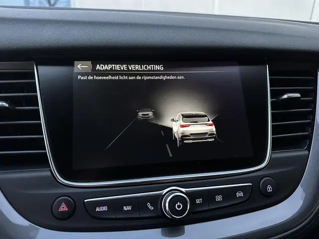 Opel Grandland X 1.6 Turbo Ultimate 2019 Benzine 36