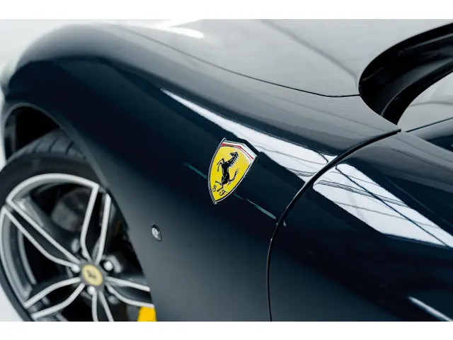 Ferrari Roma Spider 3.9 V8 2026 Benzine 21