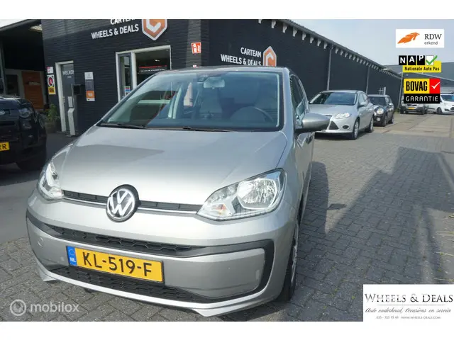 Volkswagen up! 1.0 BMT move up! 2016 Benzine