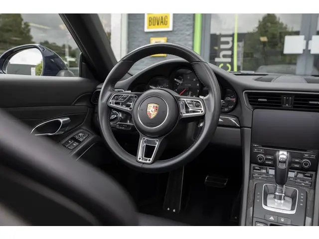 Porsche 911 3.0 Carrera 2018 Benzine 20