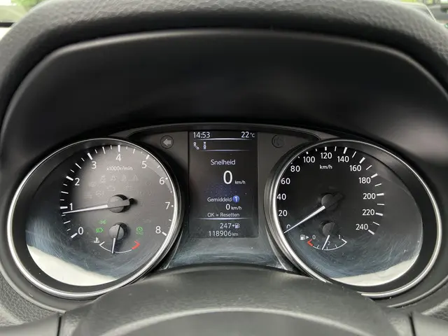 Nissan QASHQAI 1.2 Tekna 17" 2018 Benzine 4