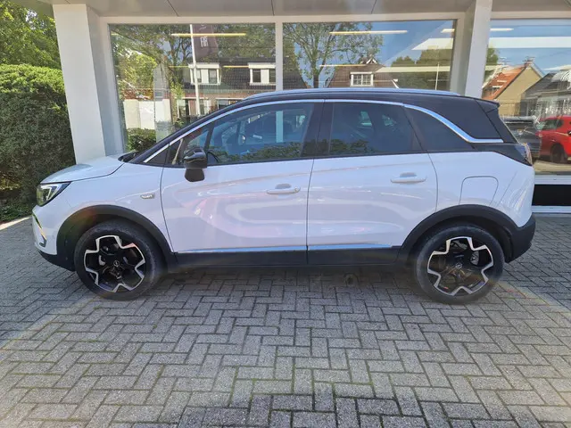 Opel Crossland 1.2 Turbo Ultimate 2022 Benzine 24