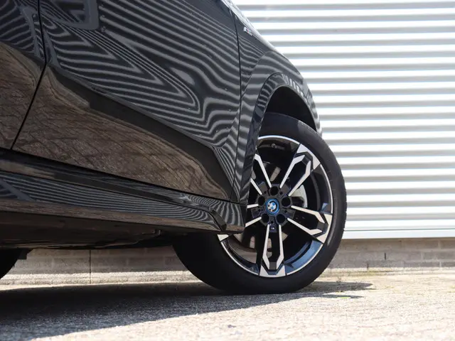 BMW X1 xDrive25e 2023 Hybride Benzine 7