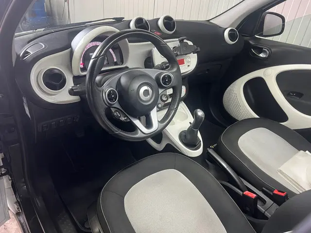 Smart Forfour zeer netjes 1.0 Joy Edition 2015 Benzine 6
