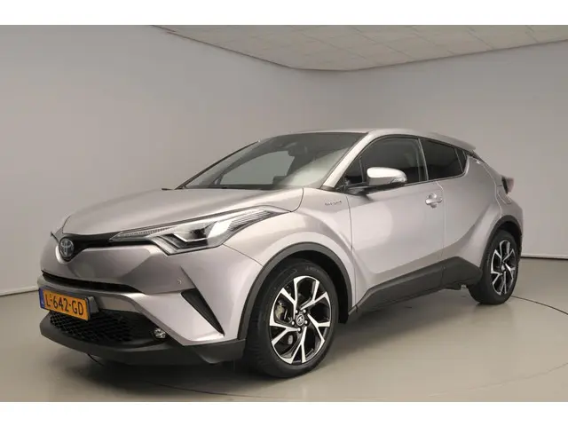 Toyota C-HR 1.8 Hybrid Dynamic 2019 Hybride Benzine 40