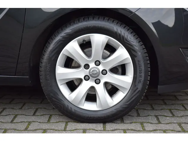 Opel Meriva 1.4 Turbo Cosmo 2015 Benzine 20